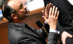 Le Premier ministre Edouard Philippe s'adresse aux députés durant une séance des questions au gouvernement le 14 mars 2018