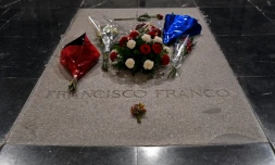 La tombe de Franco dans le mausolée du Valle de los Caidos, prÚs de Madrid, en juillet 2018