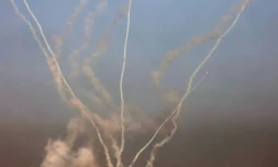 Une salve de roquettes est lancée en direction d'Israël, le 4 décembre depuis le sud de la bande de Gaza