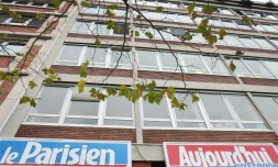 Le groupe Amaury annonce le 30 octobre 2015 avoir finalisé la cession du quotidien Le Parisien/Aujourd'hui en France au groupe de luxe LVMH de Bernard Arnault, déjà propriétaire des Echos, pour se recentrer et "accélérer" ses activités dans le sport