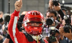 Le pilote de F1 monégasque Charles Leclerc, aprÚs avoir décroché la pole position du GP de Las Vegas, le 18 novembre 2024