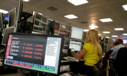 Des traders d'ETX Capital le 24 juin 2016 à Londres