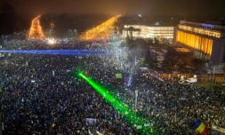Manifestation contre le gouvernement qui a dû abrogé un décret assouplissant la législation anticorruption, le 5 février 2017 à Budapest

