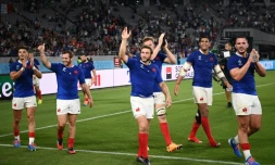 Les joueurs du XV de France aprĂšs leur victoire sur l'Argentine Ă Tokyo au Mondial le 21 septembre 2019