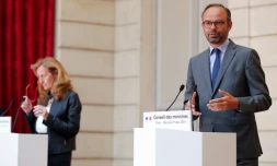 La ministre de la Justice Nicole Belloubet et le Premier ministre Ădouard Philippe en confĂ©rence de presse Ă l'ĂlysĂ©e Ă Paris, le 9 mai 2018