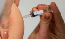 L'entrée en vigueur des onze vaccins obligatoires pour les enfants sera effective à partir du 1er janvier, a précisé jeudi la ministre de la Santé, Agnès Buzyn.