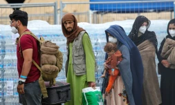 Des réfugiés afghans arrivant sur la base aérienne américaine de Ramstein, en Allemagne, le 26 août 2021