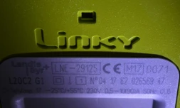 Dans la mĂȘme semaine, un tribunal a acceptĂ© des demandes de particuliers opposĂ©s Ă la pose de compteurs Linky, alors qu'aucun risque n'est scientifiquement prouvĂ©, tandis qu'un autre a rejetĂ© des requĂȘtes similaires