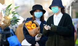 Dans les rues d'un marché à Londres, le 22 mars 2020