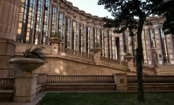 Photo prise le 11 septembre 2018 des immeubles des Abraxas à Noisy-le-Grand (Seine-Saint-Denis), conçus en 1978 par Ricardo Bofill.