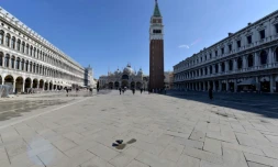 La place Saint-Marc désertée à Venise, le 8 mars 2020