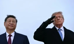 Le président américain Donald Trump accueille son homologue chinois Xi Jinping à son arrivée à Joint Base Andrews, dans le Maryland (est), le 23 septembre 2026