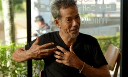 Le commandant Chaiyananta Peeranarong, ancien commando de marine thaïlandais, qui a pris part à l'évacuation des 12 enfants et de leur entraîneur de foot bloqués dans une cave inondée, lors d'un entretien avec l'AFP le 11 juillet 2018.