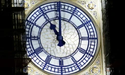 Big Ben marque 23h, l'heure du départ du Royaume-Uni du marché unique européen, le 31 décembre 2020 à Londres