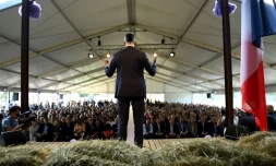 Le candidat à la présidence des Républicains Laurent Wauquiez, le 30 septembre 2017 à Souvigny-en-Sologne (Loir-et-Cher)