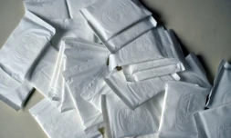 Pour les associations, les femmes dépensent chaque mois entre cinq et sept euros en protections hygiéniques