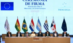 Des leaders de l'UE et des pays du Mercosur, à Asuncion, au Paraguay le 17 janvier 2026