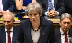 La Première ministre britannique Theresa May a annoncé le 14 mars 2018 le gel de toute relation bilatérale avec Moscou et l'expulsion de 23 diplomates russes. Capture d'écran du système de retransmission du Parlement britannique PRU.
