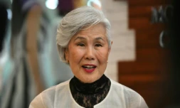 La modÚle senior sud-coréenne Choi Soon-hwa pendant un cours à Séoul le 11 juin 2019