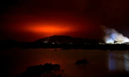 Eruption volcanique en Islande, Ă une quarantaine de kilomĂštres de Reykjavik, le 19 mars 2021