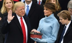 Donald Trump prête serment au Capitole, à Washington, le 20 janvier 2017