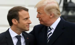 Le président français Emmanuel Macron (G) et le président américain Donald Trump (D) à la Maison Blanche, à Washington, le 24 avril 2018