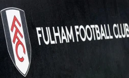Le derby londonien entre Tottenham et Fulham, prévu mercredi à 19h00 (18h00 GMT) pour la 16e journée du championnat d'Angleterre, a été reporté sine die à moins de trois heures du coup d'envoi, a annoncé la Premier League.