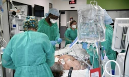 Le service réanimation de l'hopital Delafontaine, à Saint-Denis, le 29 décembre 2021