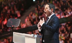 Benoît Hamon lors de son discours à Bercy à Paris le 19 mars 2017