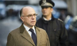 Le ministre français de l'Intérieur Bernard Cazeneuve, le 7 janvier 2016 à Paris