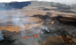 Vendredi 10 décembre 2010 - Éruption du piton de la Fournaise