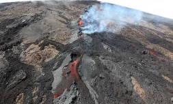 Vendredi 10 décembre 2010 - Éruption du piton de la Fournaise