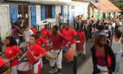 Lors de l'inauguration du festival de la création de Trois Bassins le jeudi 9 décembre 2010 (Photo D.R.)
