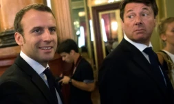 Emmanuel Macron (g) et Christian Estrosi, le 25 juillet 2016 à Nice
