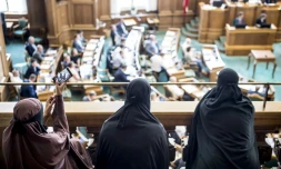 Des femmes portant le niqab au parlement danois à Copenhague le 31 mai 2018