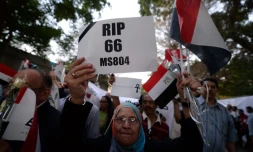 Marche en hommage aux victimes du crash d'un avion d'EgyptAir, le 26 mai 2016 près du Caire