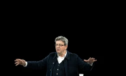 Jean-Luc Mélenchon s'exprime lors d'un meeting à Rennes, le 26 mars 2017 