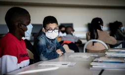 Le port du masque est de nouveau obligatoire à l'école élémentaire à partir de lundi dans toute la France