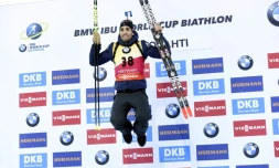 Martin Fourcade vainqueur du sprint de Kontiolahti, en Finlande, le 10 mars 2017 