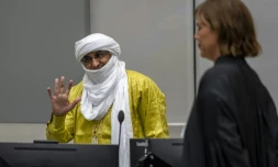 L'ancien chef de la police jihadiste à Tombouctou, le Malien Al Hassan Ag Abdoul Aziz Ag Mohamed Ag Mahmoud, lors d'une audience devant la Cour pénale (CPI) à la Haye