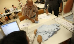 Lors du dépouillement des bulletins de vote le 14 décembre 2010 à la chambre de commerce et d'industrie de La Réunion