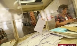 Dépouillement à la chambre de commerce et d'industrie (archives)