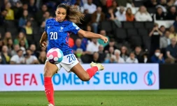 L'attaquante de l'équipe de France Delphine Cascarino en demi-finale de l'Euro contre l'Allemagne, le 27 juillet 2022 à Milton Keynes