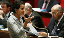La ministre de l'Education nationale Najat Vallaud-Belkacem lors des questions au gouvernement le 26 janvier 2016 à l'Assemblée nationale à Paris