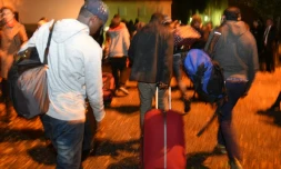 Des migrants évacués de la "Jungle" de Calais, à leur arrivée le 24 octobre 2016 à Nogent-le-Rotrou