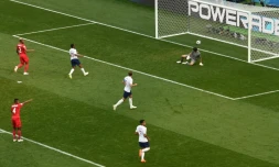 Le capitaine Harry Kane inscrit le 6e but de l'Angleterre, son 3e personnel, contre le Panama à Nijni Novgorod, le 24 juin 2018 