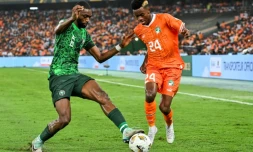 Simon Adingra (g), l'attaquant ayant distillé les centres amenant les deux buts de la CÎte d'Ivoire contre le Nigeria en finale de la CAN le 11 février à Abidjan