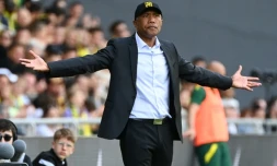 L'entraîneur de Nantes Antoine Kombouaré lors d'un match de L1 au stade de la Beaujoire-Louis Fonteneau à Nantes, le 7 mai 2023