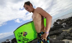 Mardi 11 Janvier 2010

Amaury Lavernhe, champion du monde 2010 de bodyboard