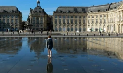 Bordeaux, au splendide coeur XVIIIe siècle classé par l'Unesco, a mis les bouchées doubles pour attirer cadres et entreprises
